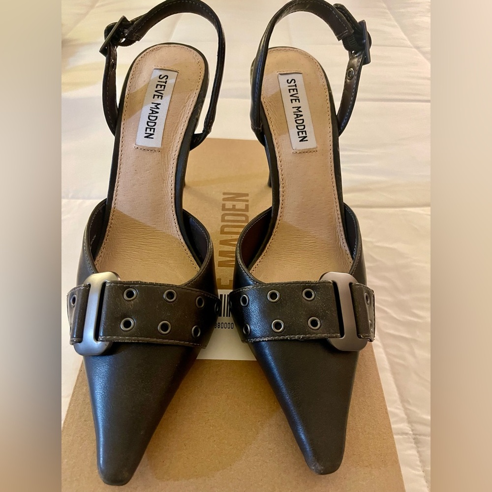 Steve Madden Dark Brown/Gray  Buckle Heels